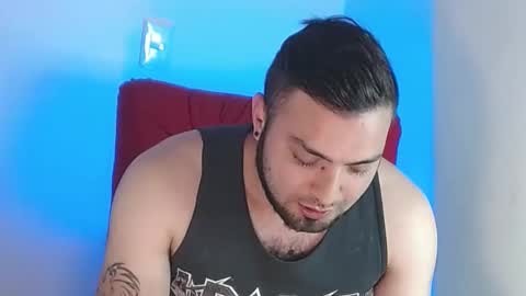 Snapshot of robert_leroy chatting on January 26, 11:08 pm Stiven - online show from January 26, 11:08 pm