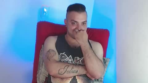 Snapshot of robert_leroy chatting on January 30, 5:41 am Stiven - online show from January 30, 5:41 am