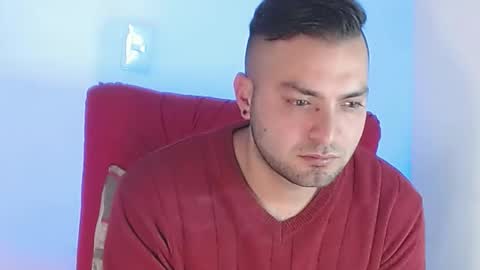 Snapshot of robert_leroy chatting on February 2, 7:57 pm Stiven - online show from February 2, 7:57 pm