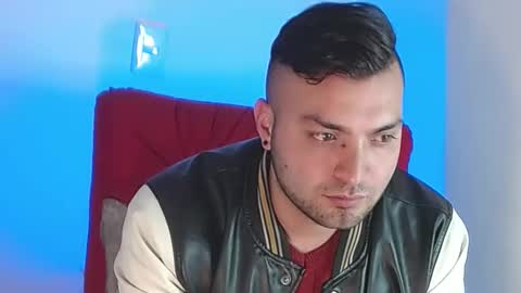 Snapshot of robert_leroy chatting on February 3, 6:34 am Stiven - online show from February 3, 6:34 am