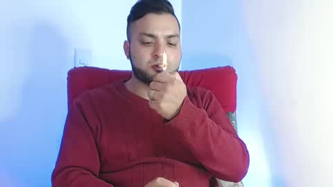 Snapshot of robert_leroy chatting on February 10, 6:31 am Stiven - online show from February 10, 6:31 am