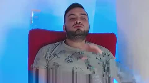 Snapshot of robert_leroy chatting on February 13, 3:24 pm Stiven - online show from February 13, 3:24 pm