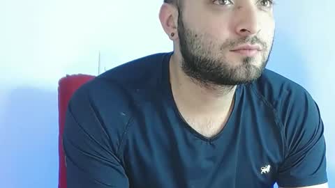 Snapshot of robert_leroy chatting on February 19, 4:34 am Stiven - online show from February 19, 4:34 am