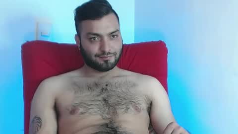 Snapshot of robert_leroy chatting on February 22, 11:24 pm Stiven - online show from February 22, 11:24 pm