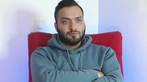 Snapshot of robert_leroy chatting on February 26, 8:37 am Stiven - online show from February 26, 8:37 am