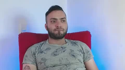 Snapshot of robert_leroy chatting on March 9, 3:49 pm Stiven - online show from March 9, 3:49 pm