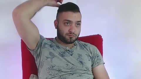 Snapshot of robert_leroy chatting on March 9, 6:54 pm Stiven - online show from March 9, 6:54 pm