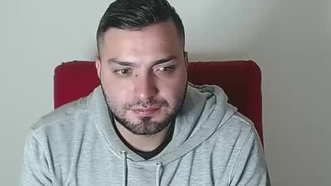 Snapshot of robert_leroy chatting on September 22, 10:45 pm Stiven - online show from September 22, 10:45 pm