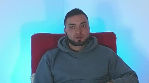 Snapshot of robert_leroy chatting on October 2, 5:47 am Stiven - online show from October 2, 5:47 am