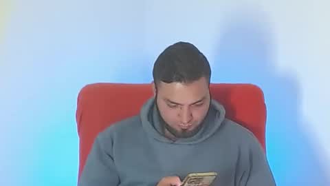 Snapshot of robert_leroy chatting on October 18, 6:37 am Stiven - online show from October 18, 6:37 am