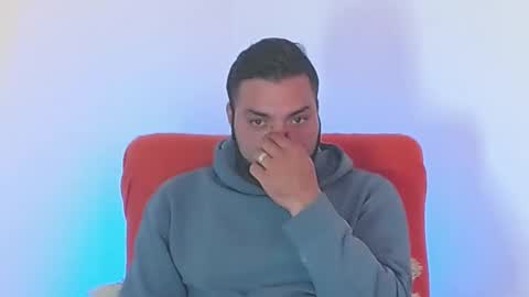 Snapshot of robert_leroy chatting on October 18, 6:41 pm Stiven - online show from October 18, 6:41 pm