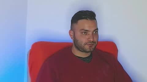 Snapshot of robert_leroy chatting on November 1, 10:34 pm Stiven - online show from November 1, 10:34 pm