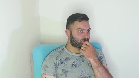 Snapshot of robert_leroy chatting on November 11, 4:12 am Stiven - online show from November 11, 4:12 am