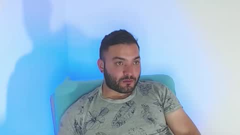 Snapshot of robert_leroy chatting on November 12, 4:57 am Stiven - online show from November 12, 4:57 am