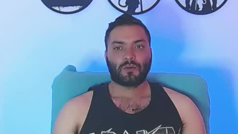 Snapshot of robert_leroy chatting on November 23, 4:18 pm Stiven - online show from November 23, 4:18 pm