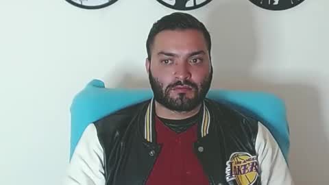 Snapshot of robert_leroy chatting on November 24, 9:47 pm Stiven - online show from November 24, 9:47 pm