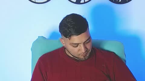 Snapshot of robert_leroy chatting on December 1, 7:02 am Stiven - online show from December 1, 7:02 am