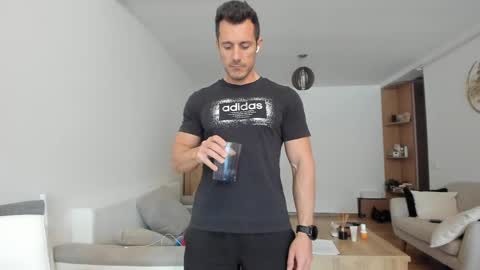 roberto4ever online show from April 24, 11:34 am