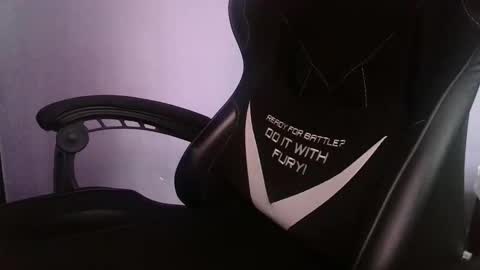 robikcz12 online show from December 5, 11:41 am