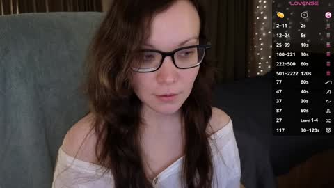 Robin online show from February 26, 12:49 am