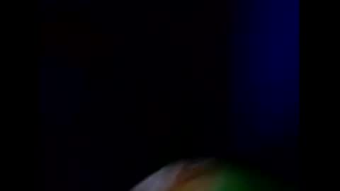 Snapshot of robincom23 chatting on January 20, 7:58 am R online show from January 20, 7:58 am