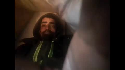 Snapshot of robincom23 chatting on January 28, 9:08 am R online show from January 28, 9:08 am