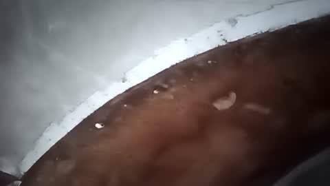 Snapshot of robincom23 chatting on October 5, 1:04 am R online show from October 5, 1:04 am