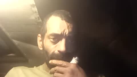 Snapshot of robincom23 chatting on October 25, 10:37 pm R online show from October 25, 10:37 pm