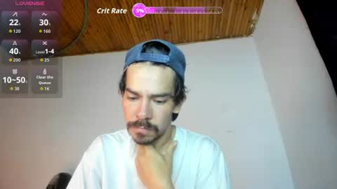 Snapshot of robindominique chatting on June 12, 1:04 am Robin online show from June 12, 1:04 am