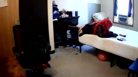 RobinHEAD online show from February 13, 4:47 pm