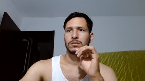 Snapshot of robinhotsexy chatting on July 29, 5:49 am robinhotsexy online show from July 29, 5:49 am