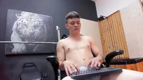 robinlion91 online show from July 7, 12:02 am