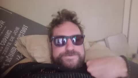 robinouhot online show from March 28, 7:08 am