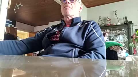 robke1966 online show from December 28, 10:58 am