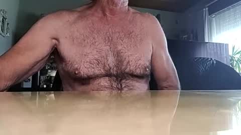 robke1966 online show from September 27, 7:02 am