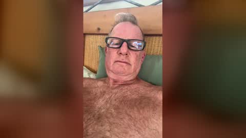 robo0000 online show from May 26, 2:02 pm