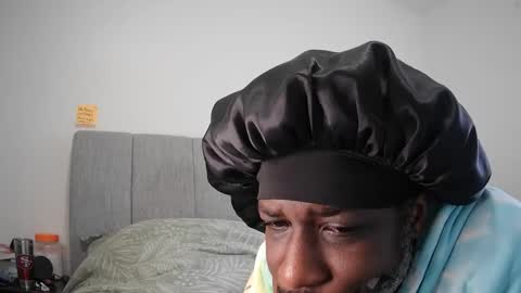 Snapshot of robo_cox chatting on September 9, 4:17 pm BBC America online show from September 9, 4:17 pm