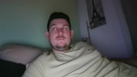 Snapshot of robtheman94 chatting on February 16, 10:32 pm Robin online show from February 16, 10:32 pm