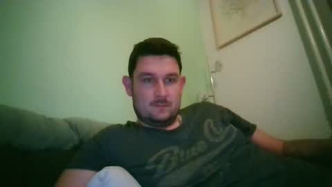 Snapshot of robtheman94 chatting on November 30, 10:03 pm Robin online show from November 30, 10:03 pm