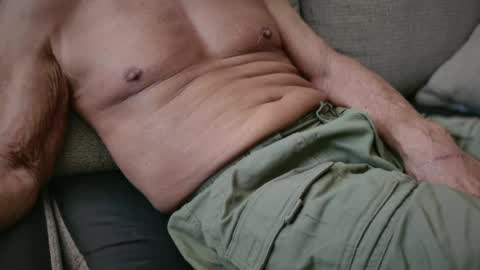 robwest720237 online show from June 14, 8:44 pm