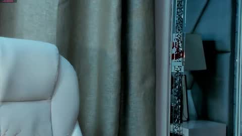 rocco_santos online show from December 2, 12:16 am