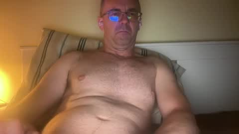 Snapshot of roccoismyhero chatting on June 17, 3:31 am roccoismyhero online show from June 17, 3:31 am