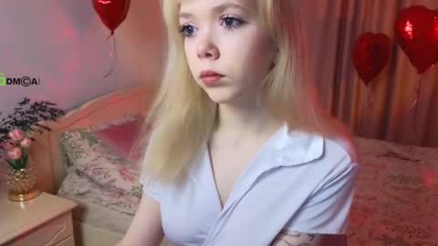 rochelle_dolly online show from March 14, 3:39 pm