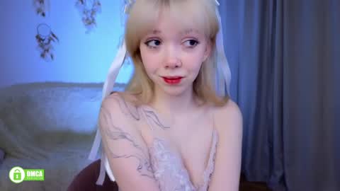 rochelle_dolly online show from April 23, 8:33 pm