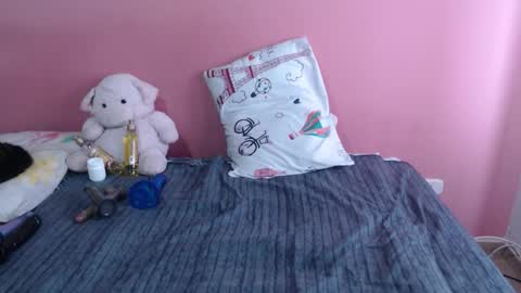 Snapshot of rochelle_xxx chatting on November 14, 7:23 pm Rochelle online show from November 14, 7:23 pm