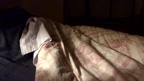 Snapshot of rockergun chatting on December 15, 9:41 pm rockergun online show from December 15, 9:41 pm