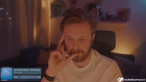 Rocket Bunny online show from April 22, 11:50 pm