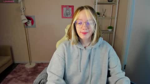 Rockett online show from October 3, 1:13 am