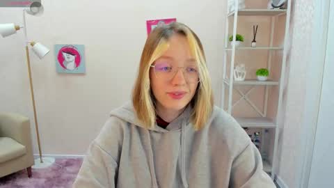 Rockett online show from October 14, 1:06 am