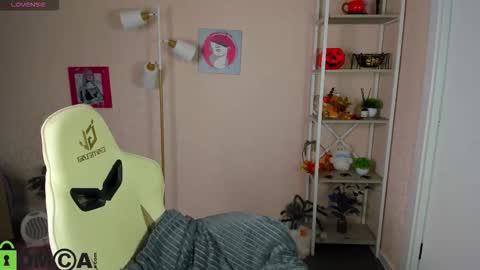 Rockett online show from November 20, 1:06 am